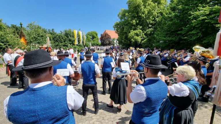 e8cebc1a-e750-487e-96dd-6592b4de9647