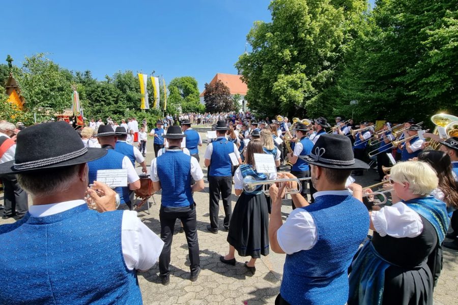 e8cebc1a-e750-487e-96dd-6592b4de9647